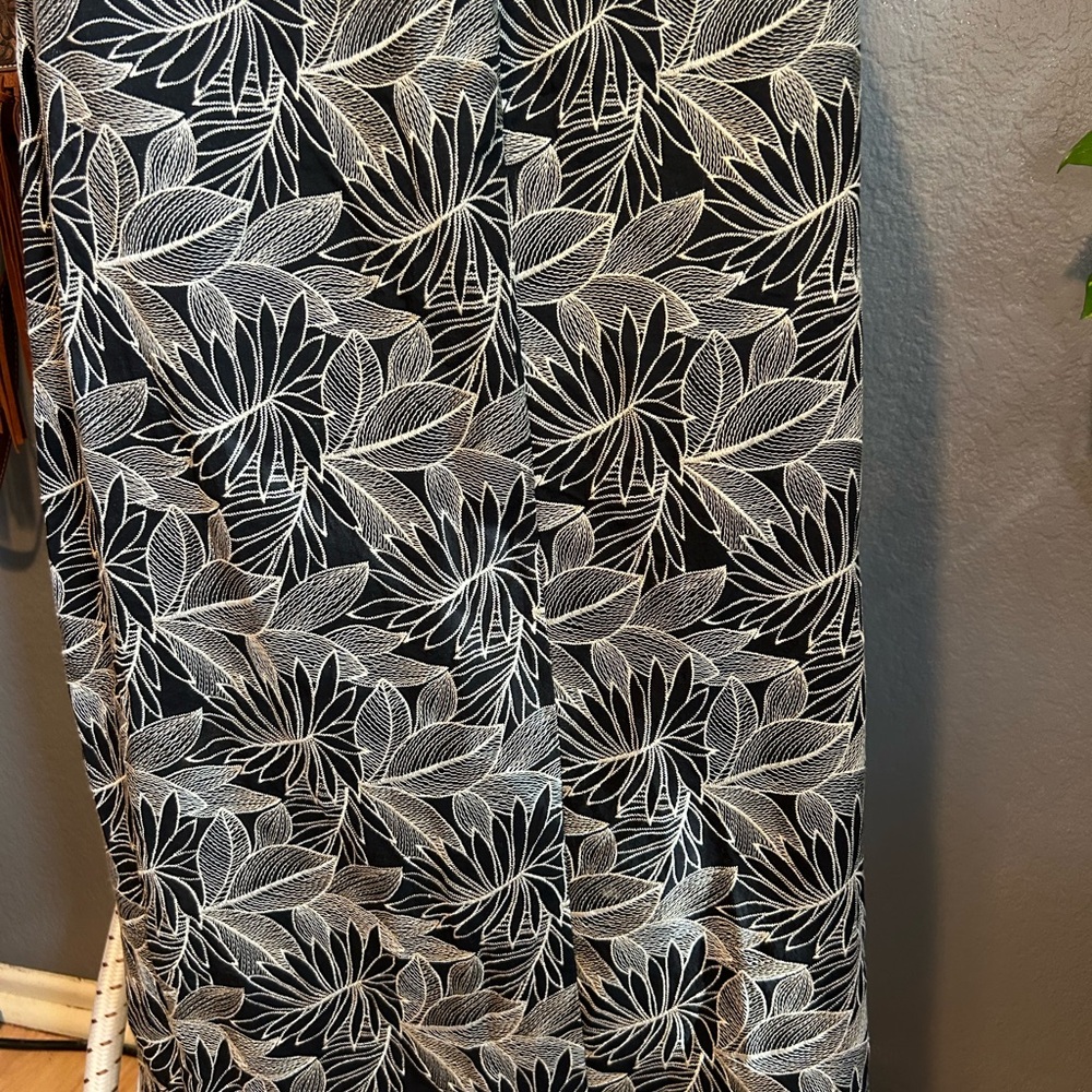Zara Black and White Asymmetrical Halter Sheath Dress - Picture 12 of 15